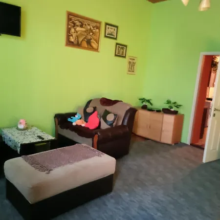 Hagyomany Oerzo Egyesuelet Guest house