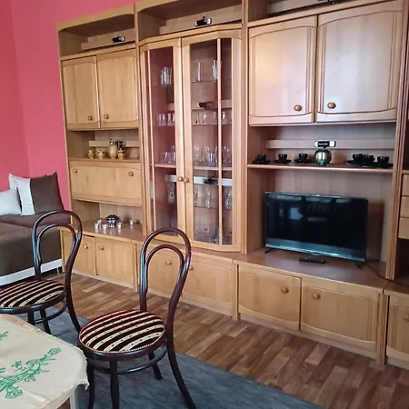 Hagyomany Oerzo Egyesuelet Guest house Pacir